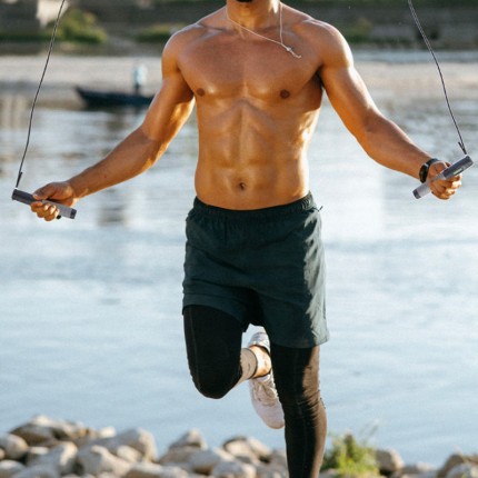 Portable foldable home fitness skipping rope