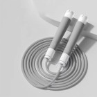 Ergonomic handle skipping rope